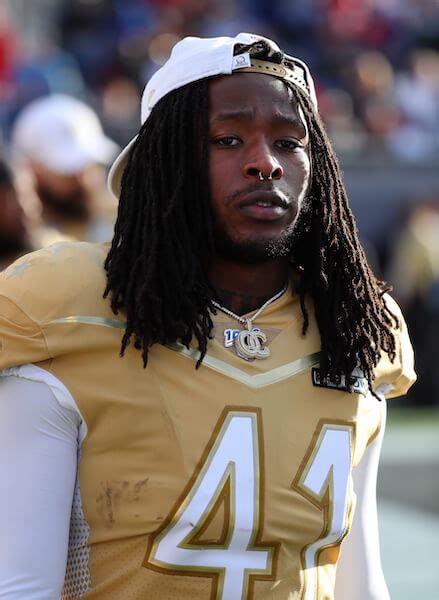 alvin kamara chanel necklace|Why does Alvin Kamara wear a necklace during the game worth .